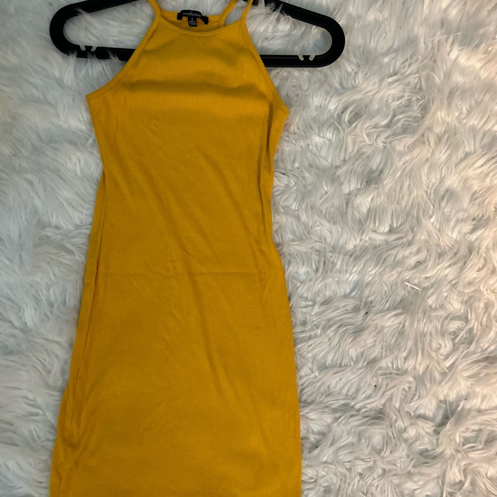 Yellow Sundress - Picture 1 of 3